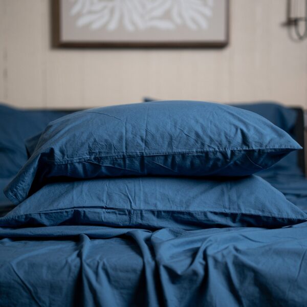 Alternative view of Crinkle Percale Organic Cotton Sheet Set + Pillowcases