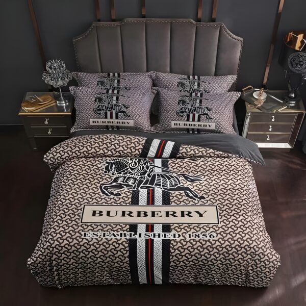 Burberry Bedding Set - TB006