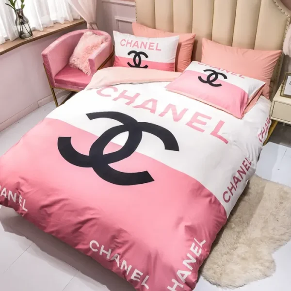 Chanel Logo Pink And White Printed Bedding Sets Quilt Sets Duvet Cover Luxury Brand Bedding Decor Bedroom Sets Best Luxury Bedding Sets