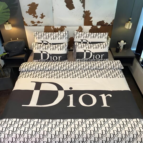Dior Bedding Set - TB243