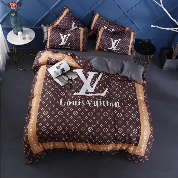 Louis Vuitton Bedding Set - TB493