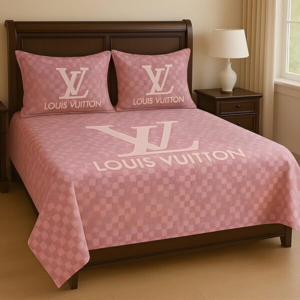 Louis Vuitton Bedding Set - TB529
