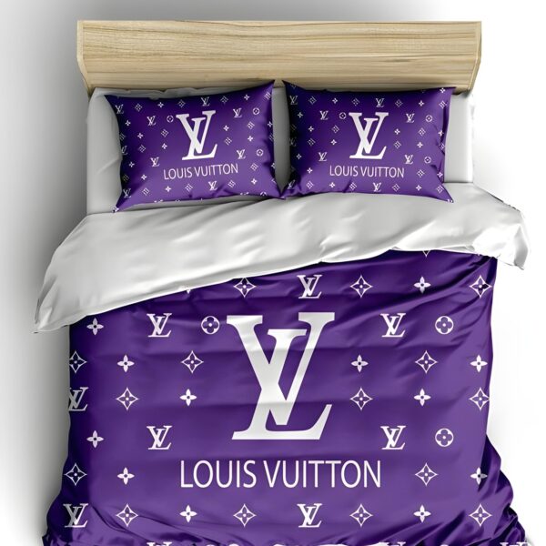 Louis Vuitton Bedding Set - TB570