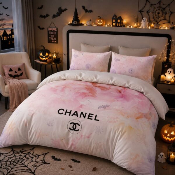 Chanel Halloween Luxury Bedding Set V09
